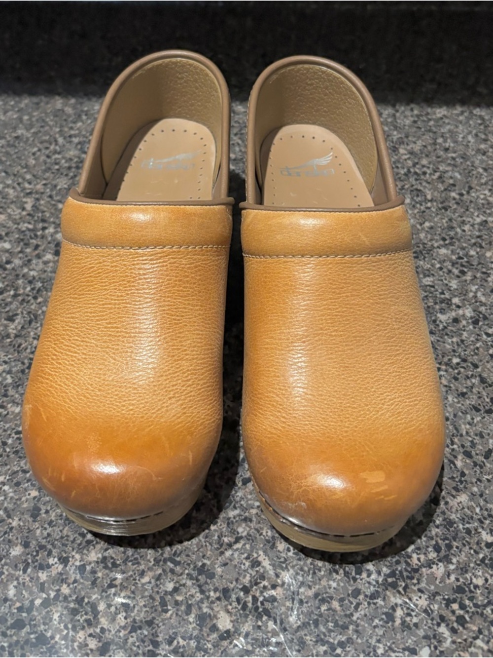 ▪️Dansko Honey Distressed Professional Clogs 38 Wide - Picture 6 of 14